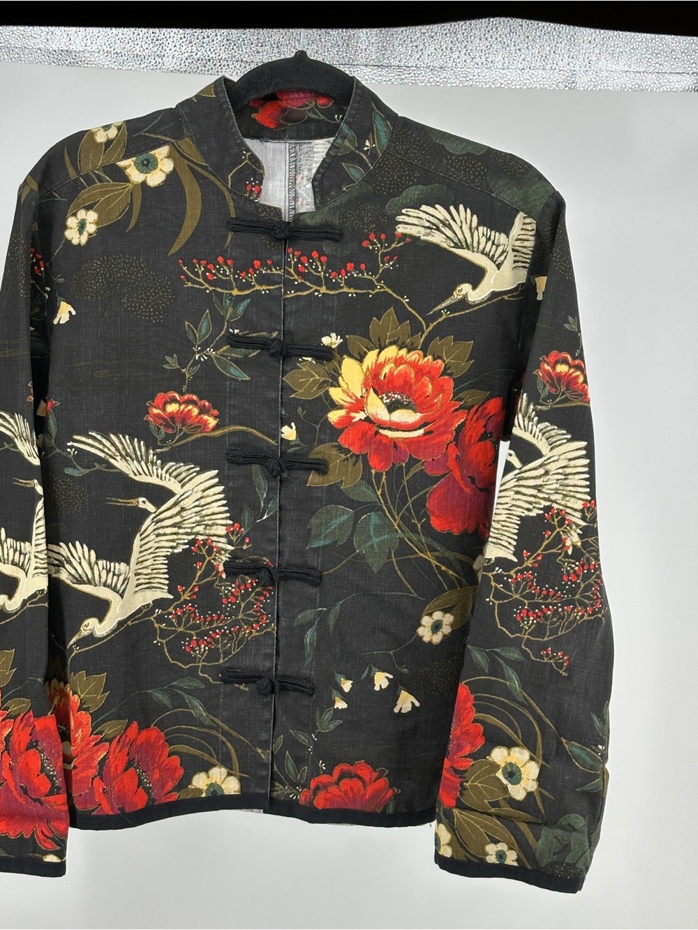 Chico's Large Black Floral & Crane Printed Mandarin Jacket Frog Closure